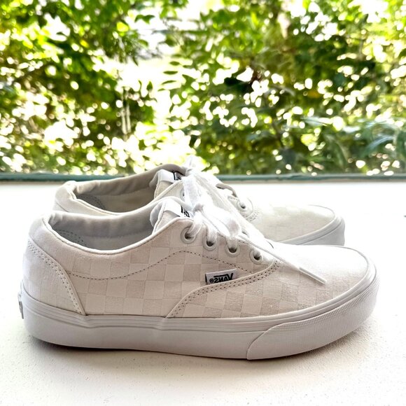 Vans Off The Wall White on White Checkerboard Skate Tennis Shoe Sneakers Size 7 - Picture 2 of 8
